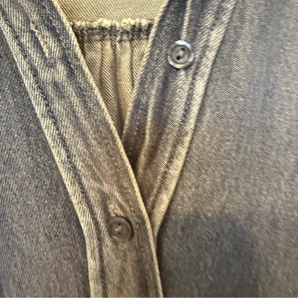 YFB Blue Denim Large top - Picture 12 of 13